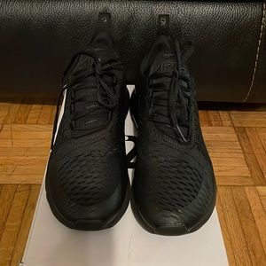 Nike Air Max 270 Size 7.5